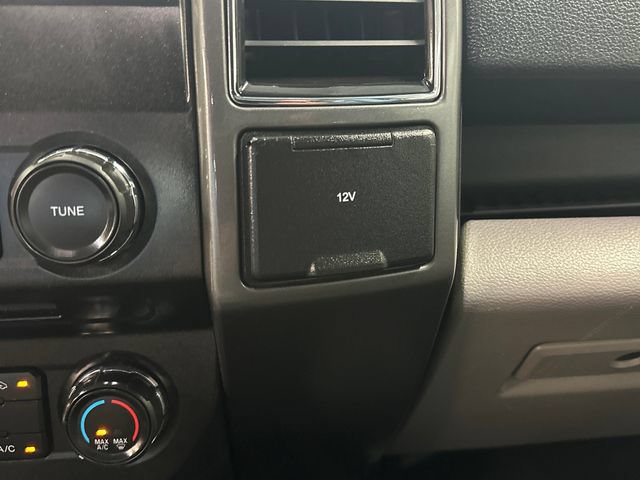 Used 2017 Ford F150 XLT AWD/4WD image 25