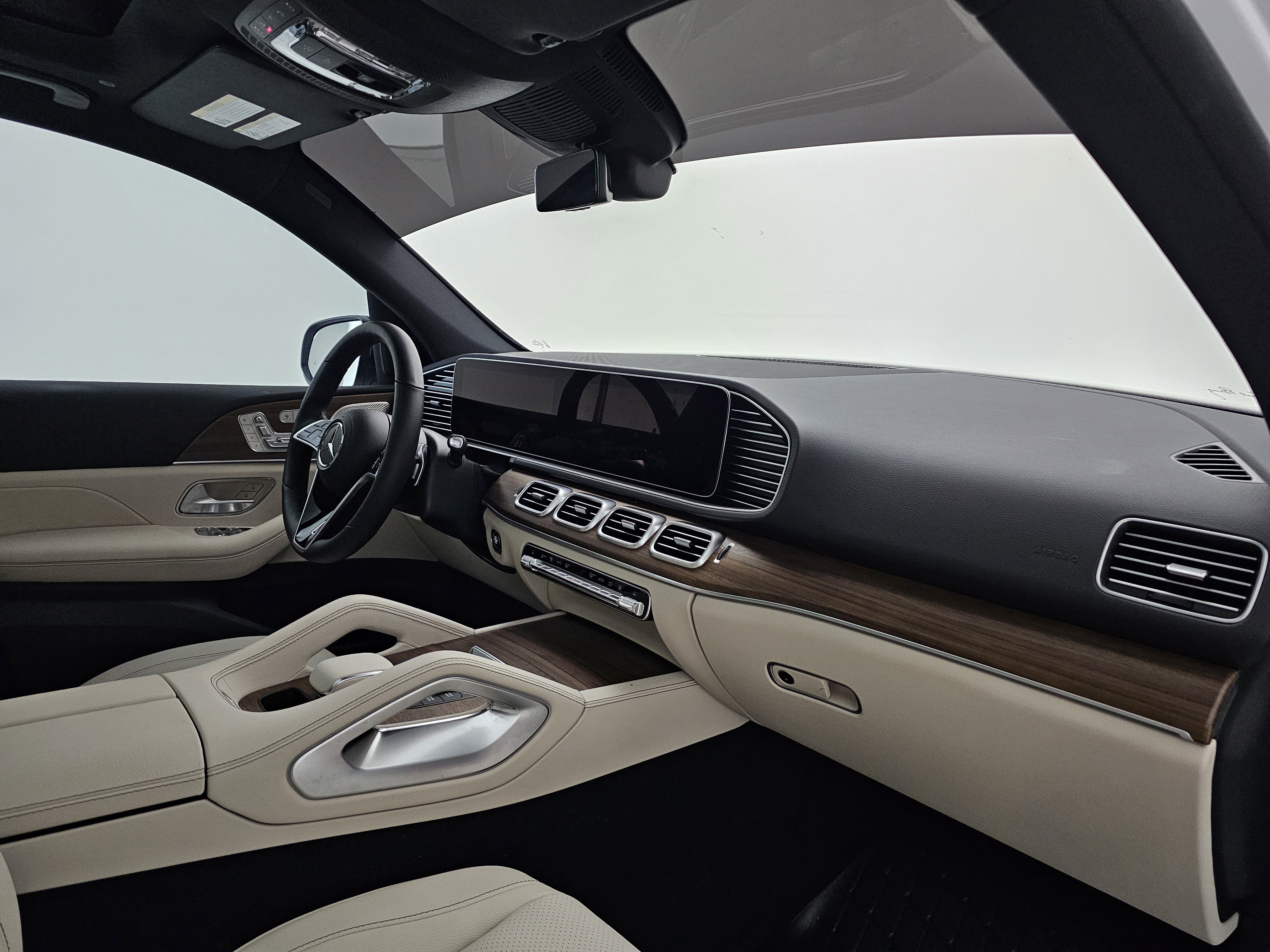 Used 2025 Mercedes-Benz GLE 450e 4MATIC image 15