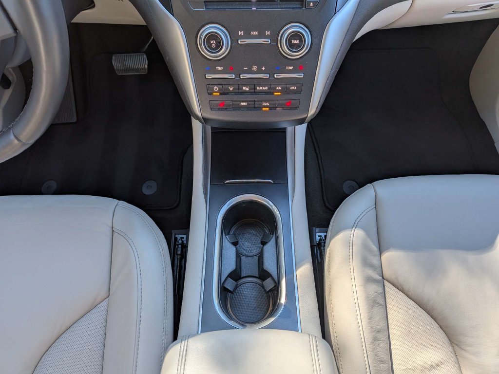 Used 2019 Lincoln MKC Select w/ Select Plus Package FWD image 19