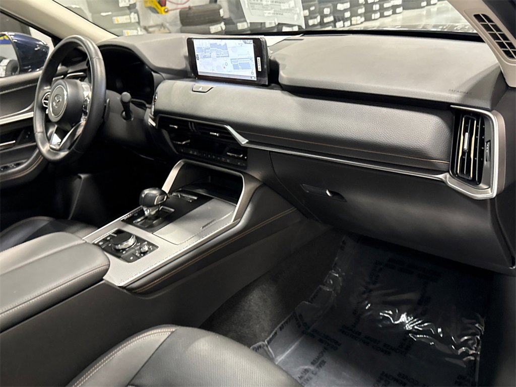 Certified 2024 MAZDA CX-90 Plug-In Hybrid w/ Premium Pkg image 17