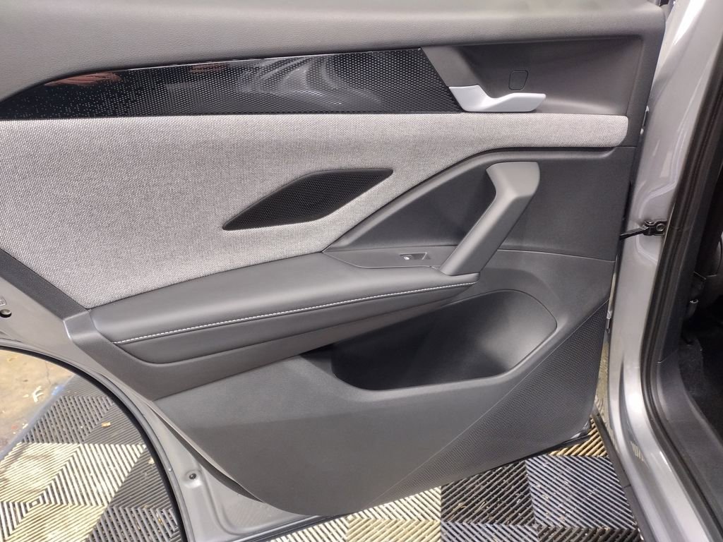 New 2026 Volkswagen Tiguan S image 19