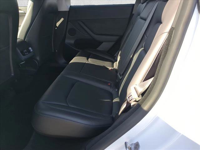 Used 2023 Tesla Model Y Long Range image 17