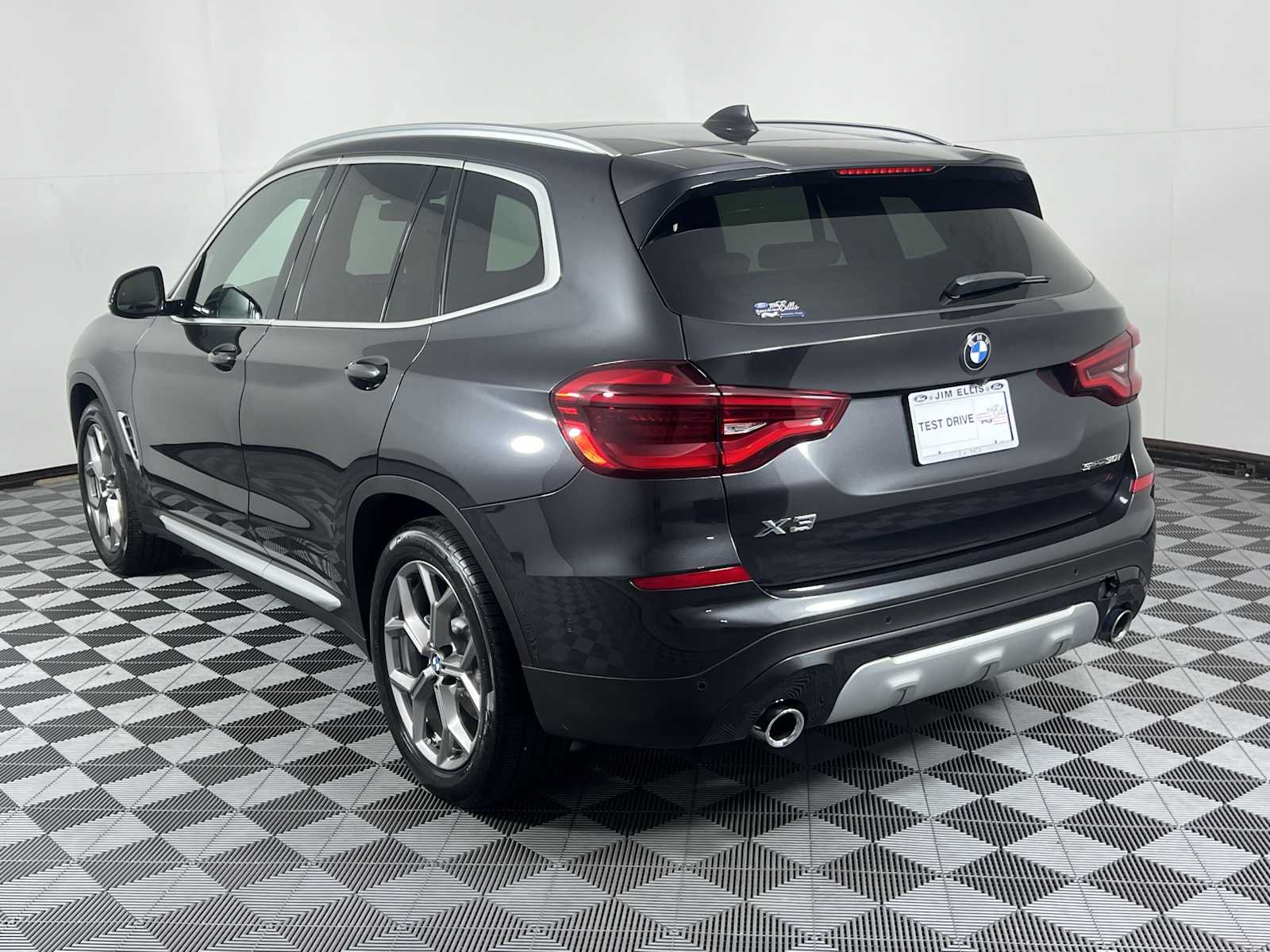 Used 2021 BMW X3 sDrive30i w/ Executive Package RWD image 8