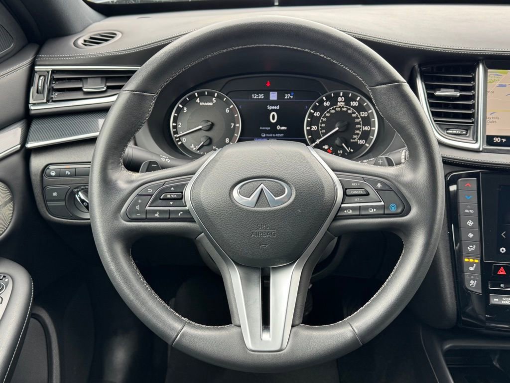 Used 2025 INFINITI QX50 Sport image 18