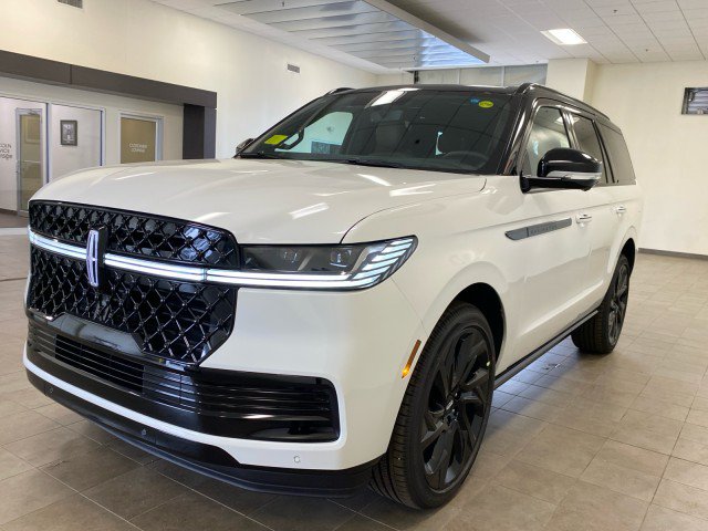 New 2026 Lincoln Navigator Black Label AWD/4WD image 4