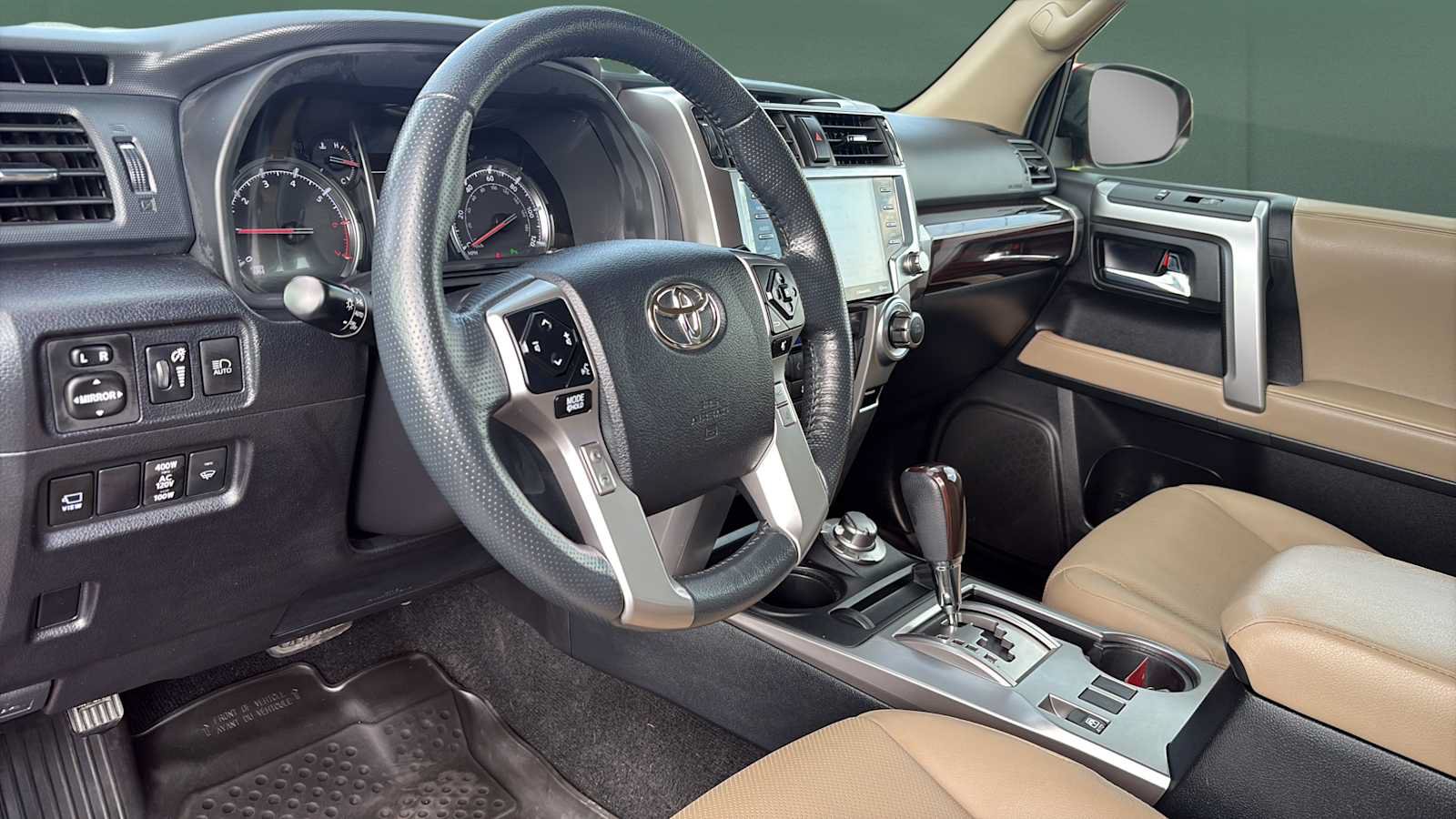 Used 2023 Toyota 4Runner Limited AWD/4WD image 18