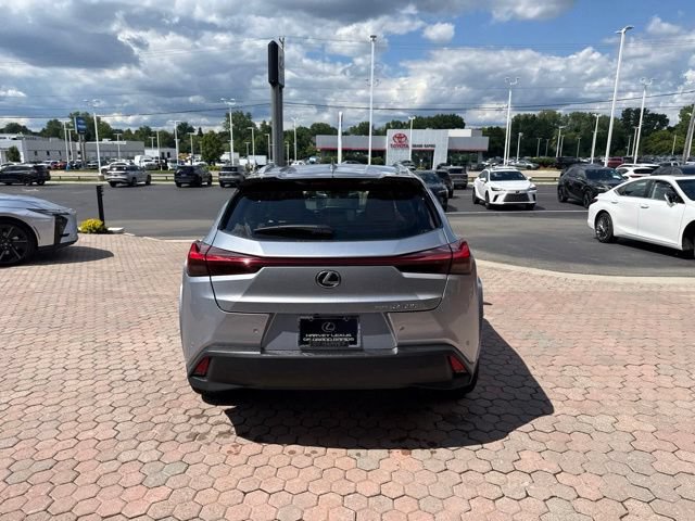 New 2026 Lexus UX 300h AWD w/ Accessory Package (2T) image 4