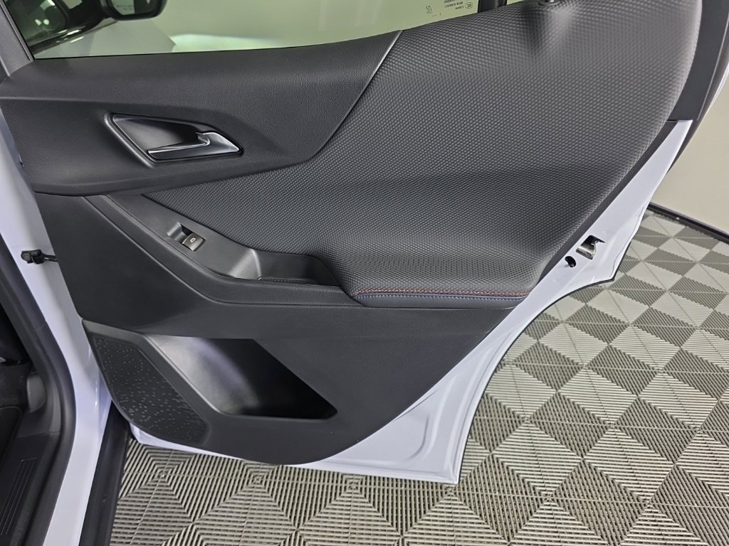 New 2026 Chevrolet Equinox RS w/ Convenience Package III image 36