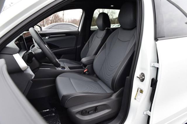 New 2026 Volkswagen Tiguan SE R-Line image 19