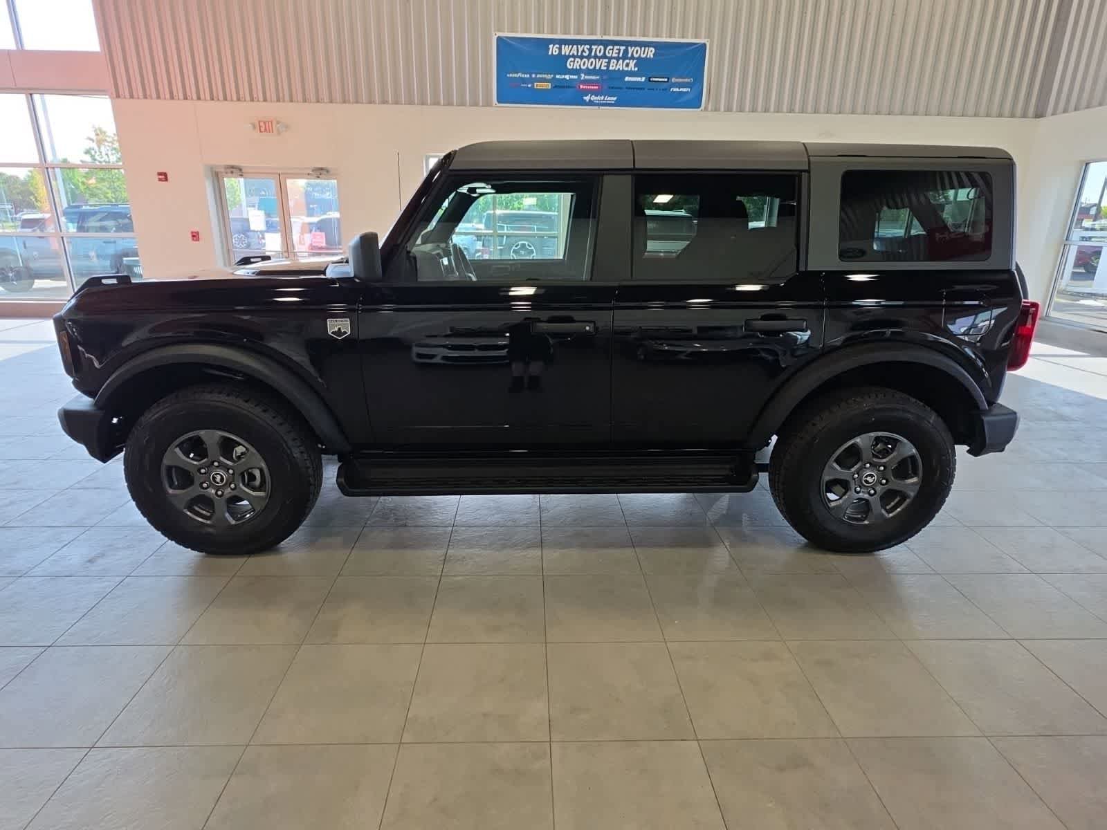 Used 2025 Ford Bronco Big Bend AWD/4WD image 12