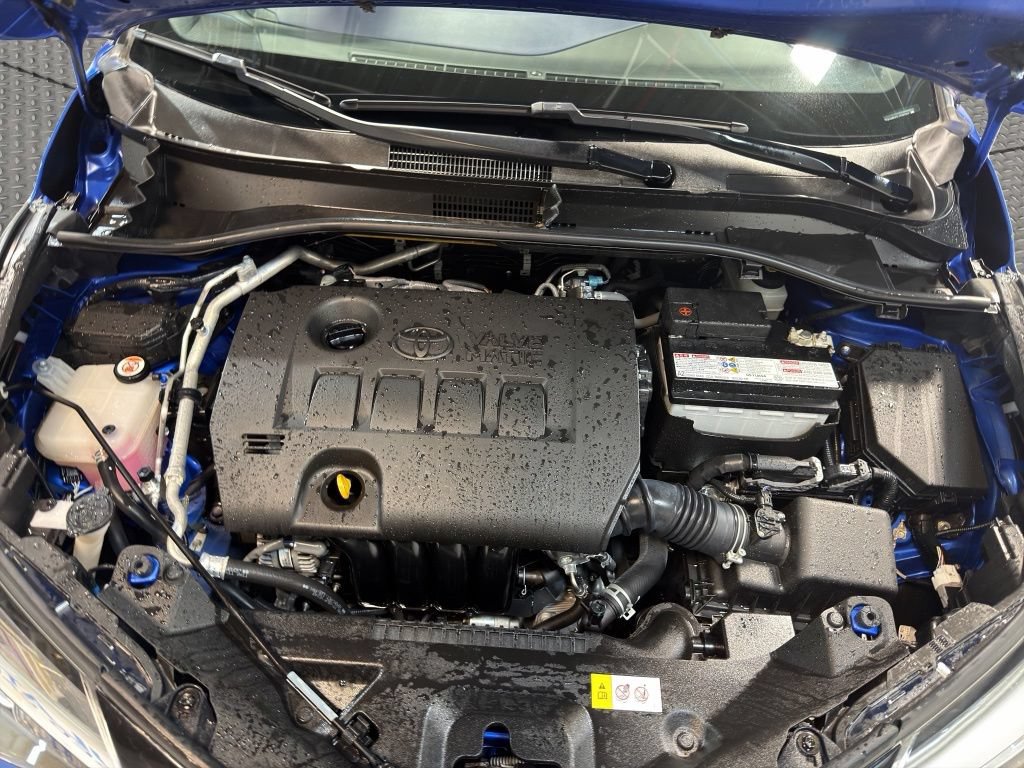 Used 2020 Toyota C-HR XLE FWD image 26
