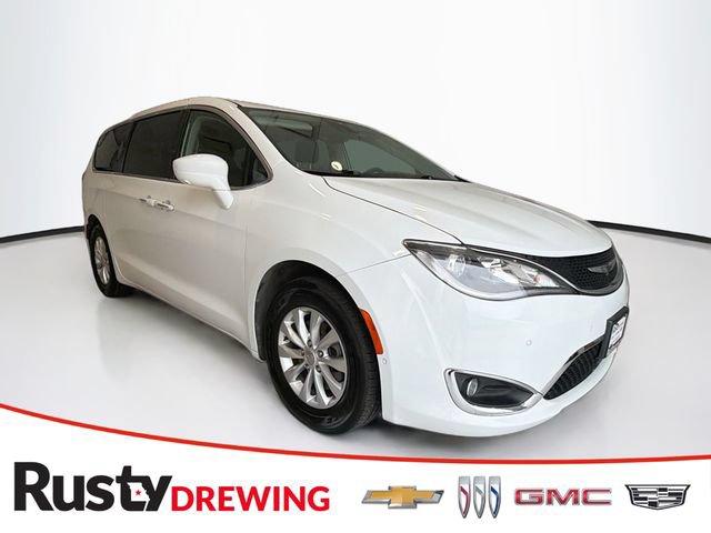 Used 2019 Chrysler Pacifica Touring Plus w/ Advanced Safetytec Group FWD image 1