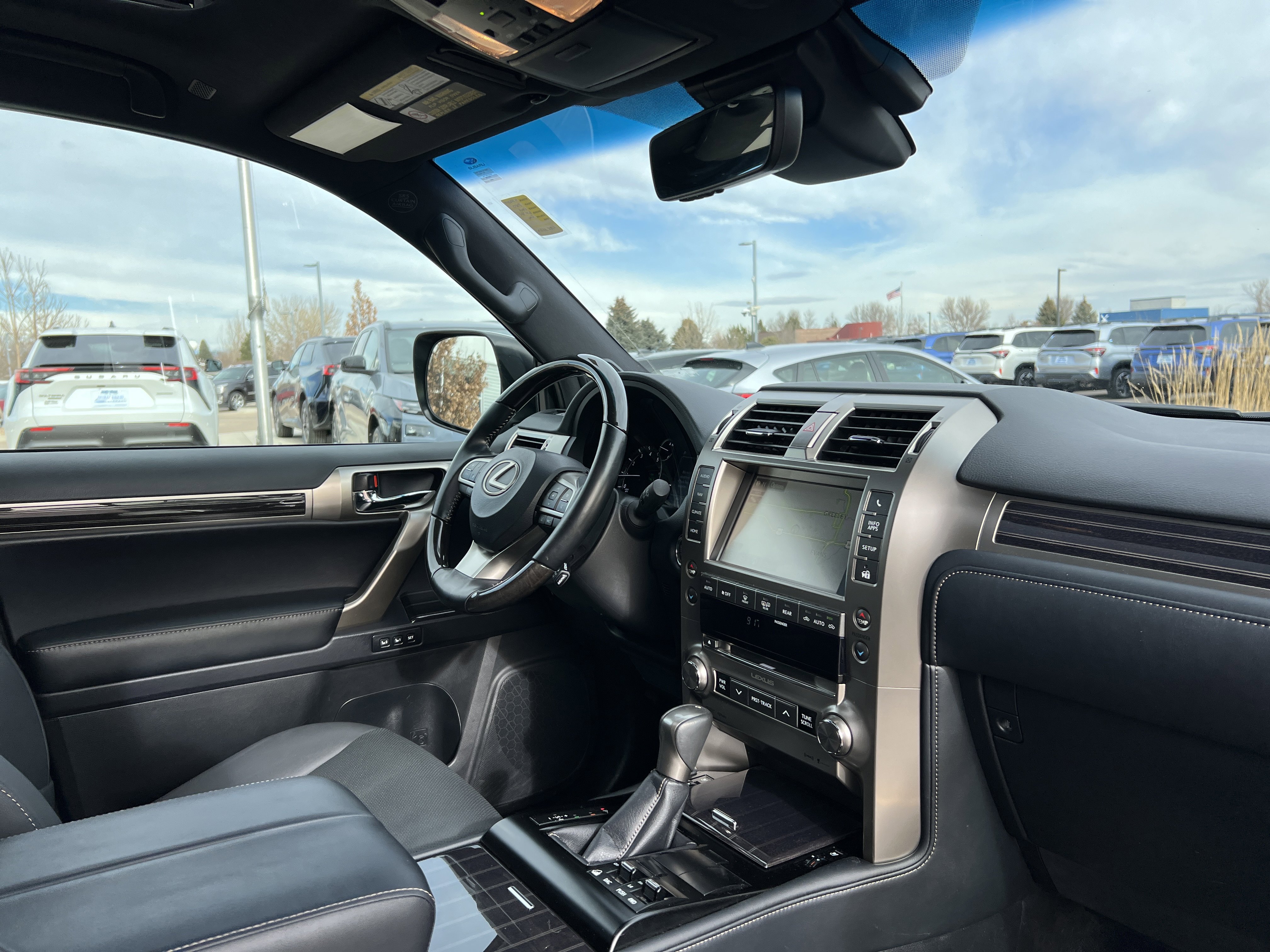 Used 2020 Lexus GX 460 Premium w/ Premium Package image 17