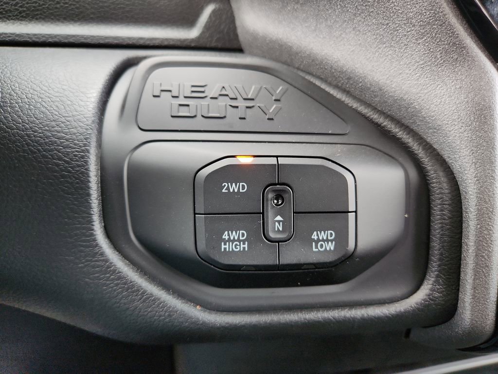 New 2026 RAM 2500 Tradesman AWD/4WD image 19