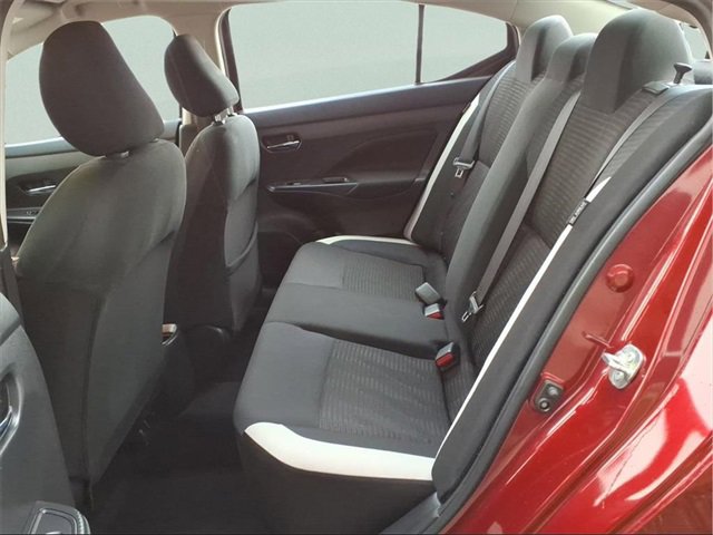 Used 2021 Nissan Versa SV image 21