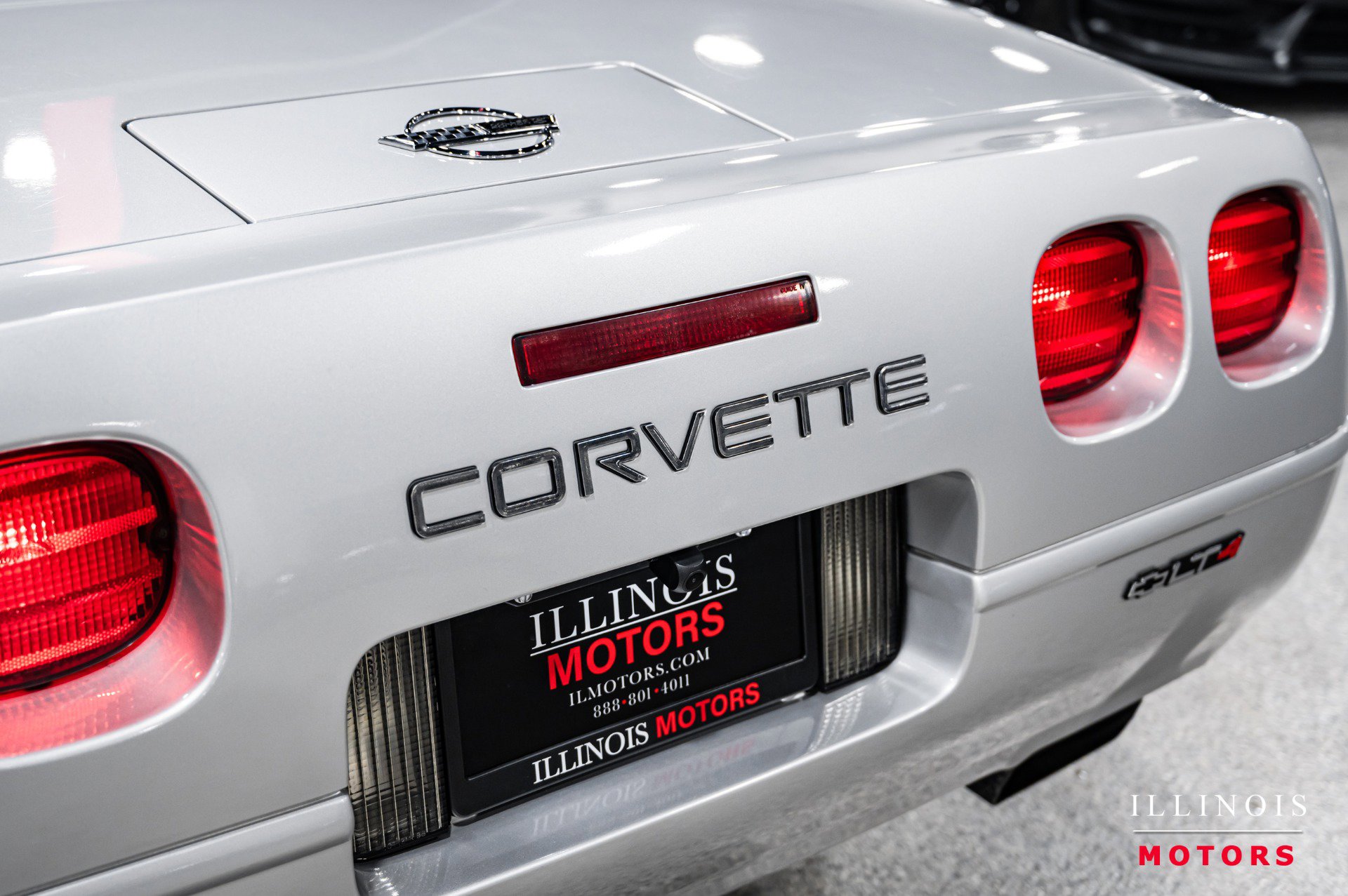 Used 1996 Chevrolet Corvette Convertible image 16
