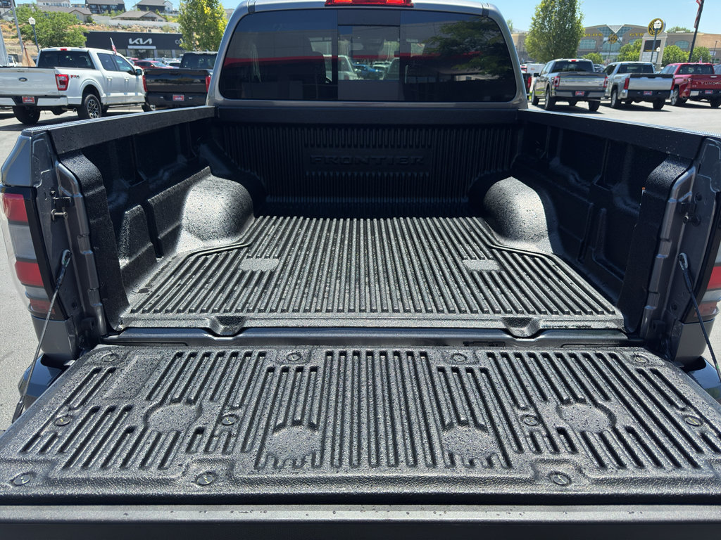 Used 2026 Nissan Frontier SV w/ All-Weather Content Package AWD/4WD image 7