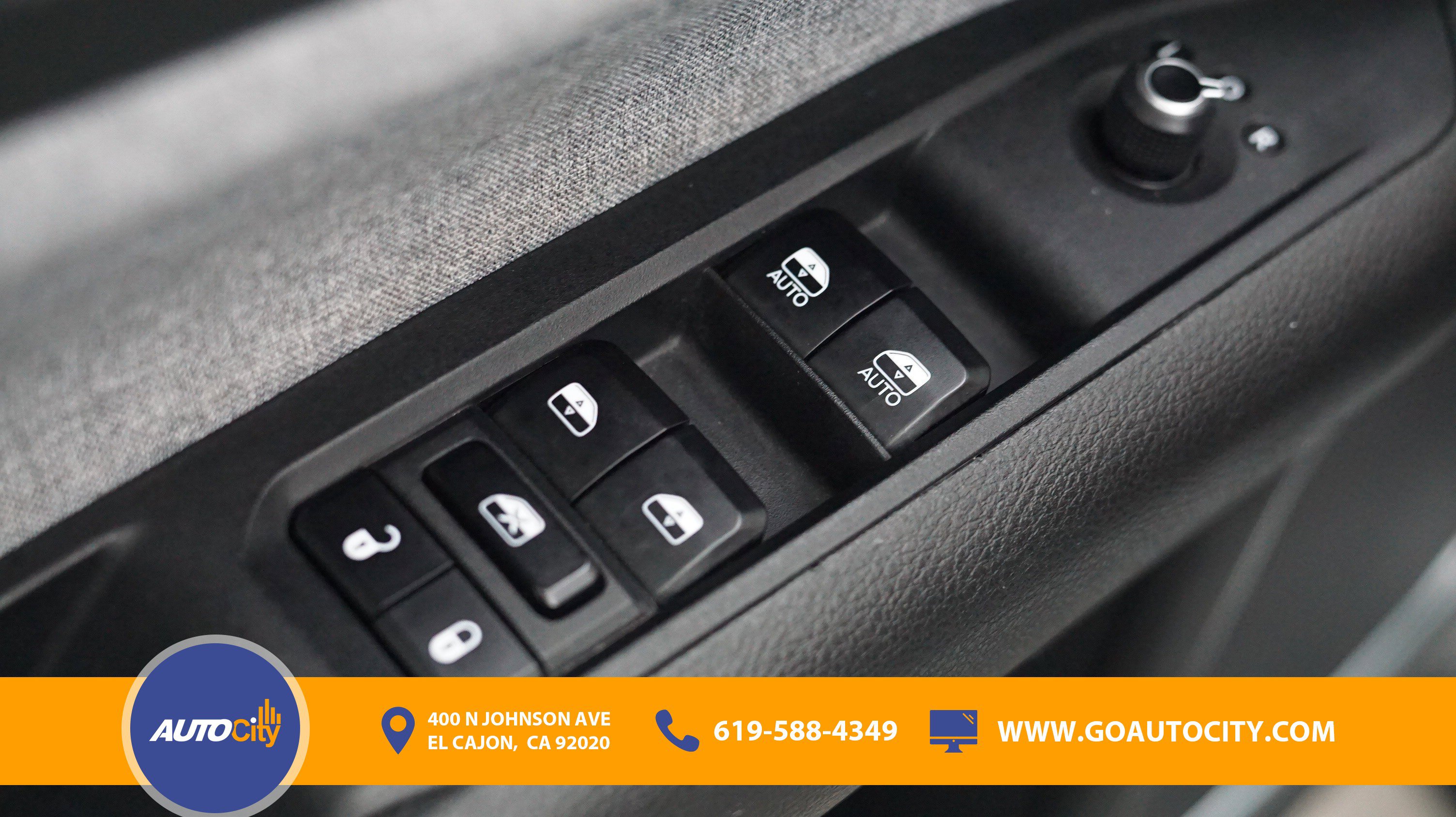 Used 2024 Jeep Compass Latitude image 18