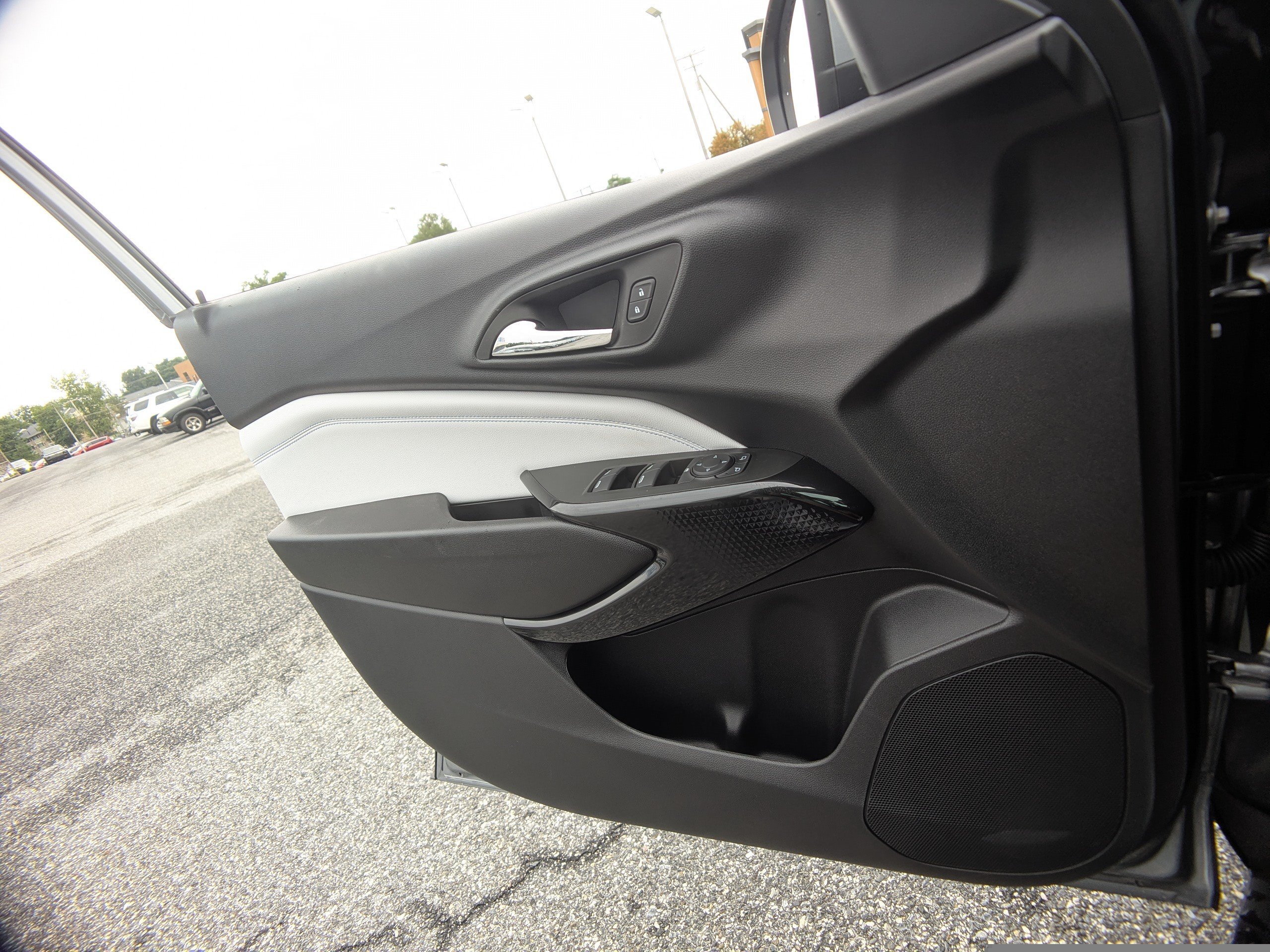 New 2026 Chevrolet Trax LT w/ Driver Confidence Package FWD image 20