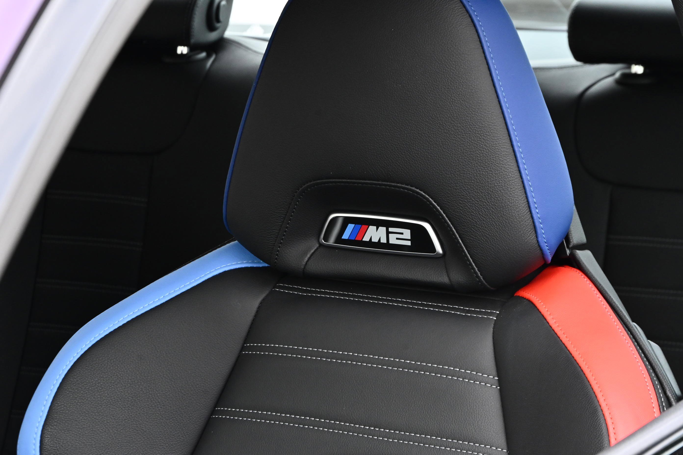 Used 2025 BMW M2 w/ M Driver's Package image 31