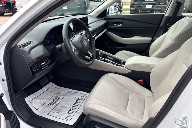 Used 2024 Honda Accord EX-L image 9
