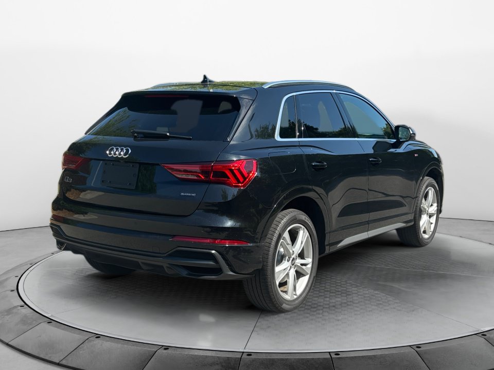 Used 2022 Audi Q3 2.0T Premium Plus AWD/4WD image 7