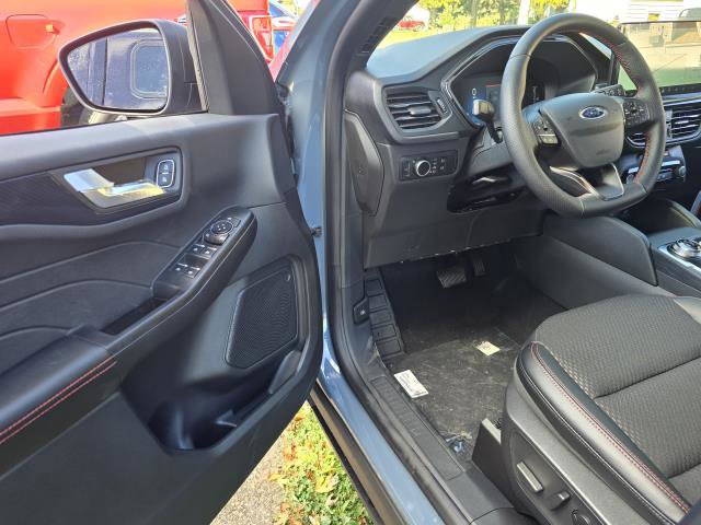 New 2026 Ford Escape ST-Line image 13