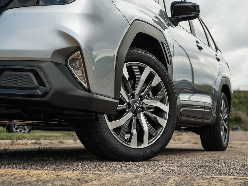 New 2026 Subaru Forester Touring AWD/4WD image 6