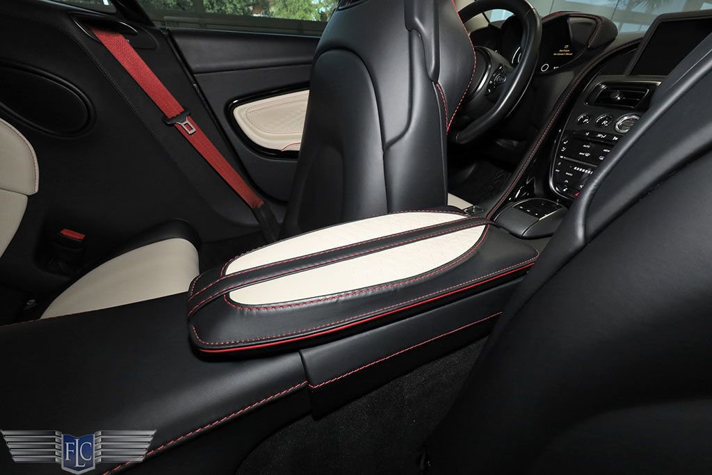 Used 2022 Aston Martin DBS Superleggera image 24