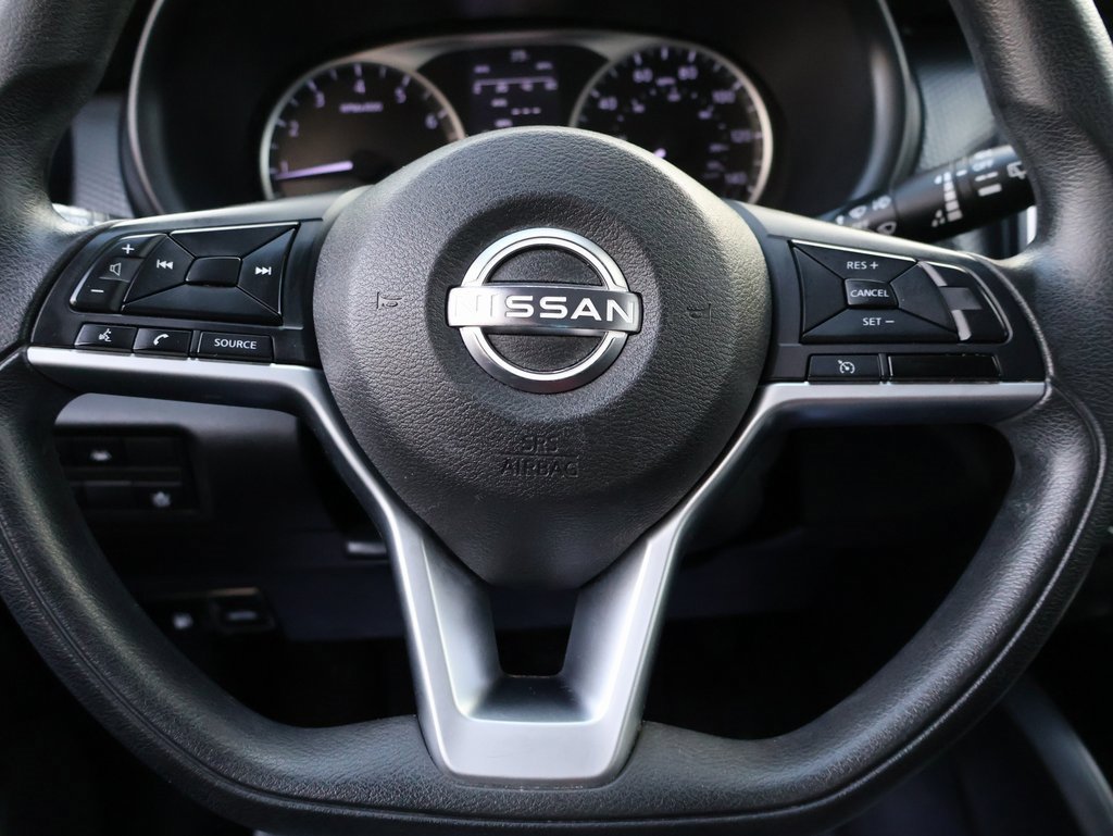 Used 2022 Nissan Kicks S image 32