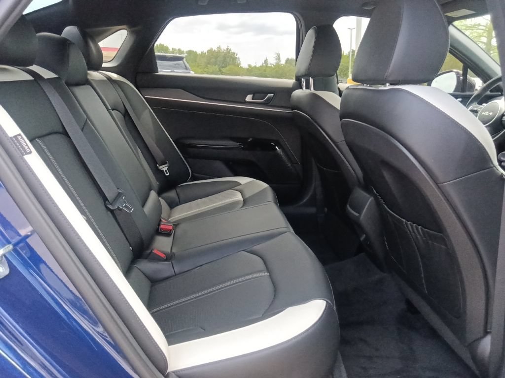 Used 2025 Kia K5 GT-Line w/ GT-Line Premium Package FWD image 30