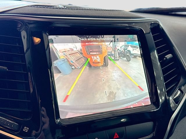 Used 2020 Jeep Cherokee Limited AWD/4WD image 14
