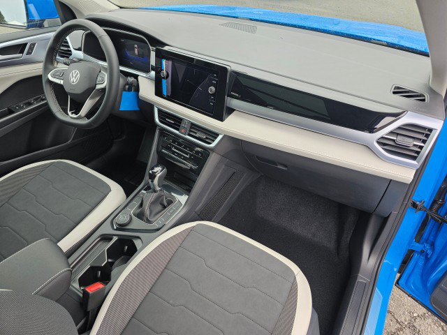 New 2026 Volkswagen Taos SE AWD/4WD image 11