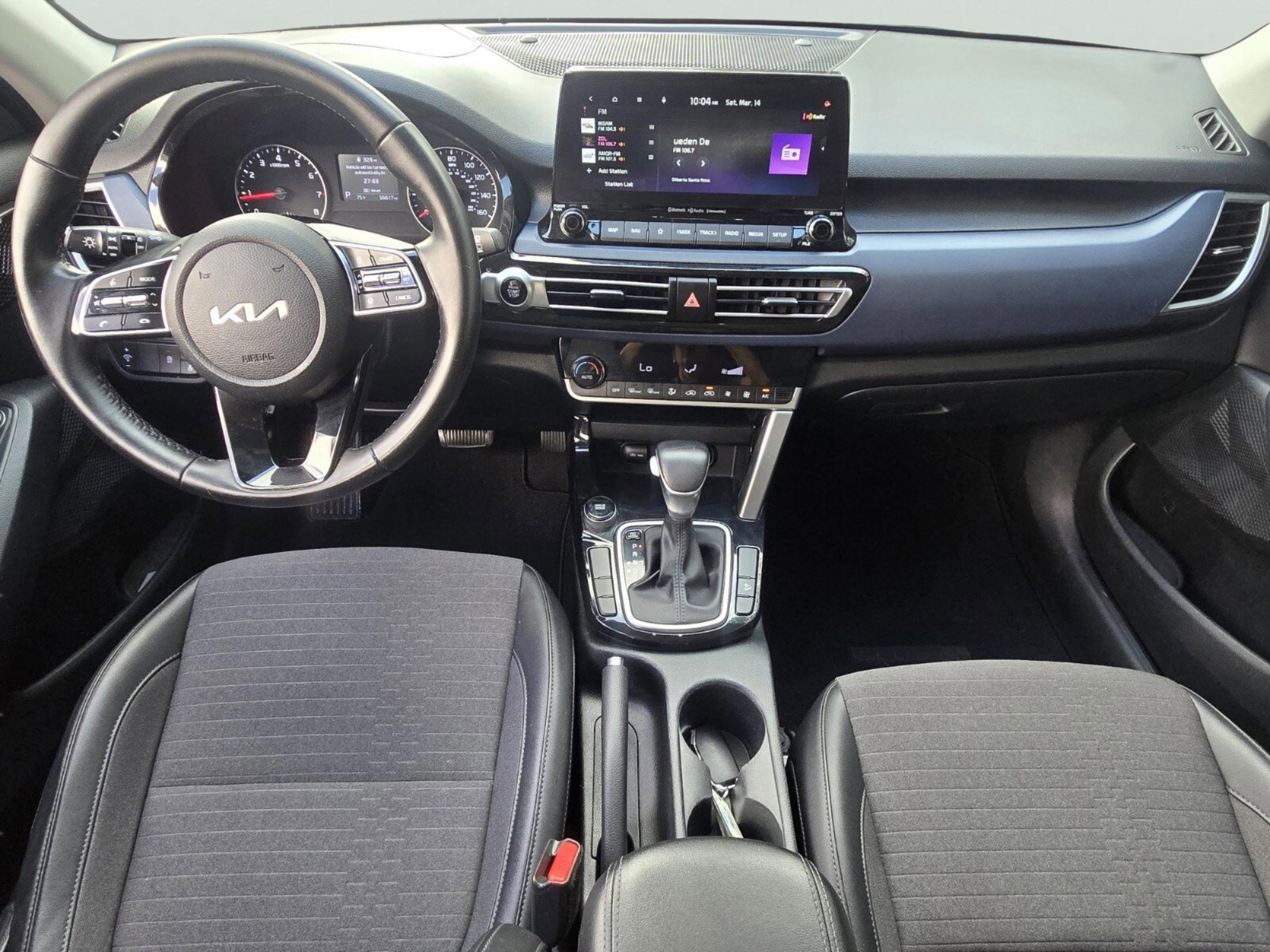 Used 2023 Kia Seltos S w/ Navigation Package image 18