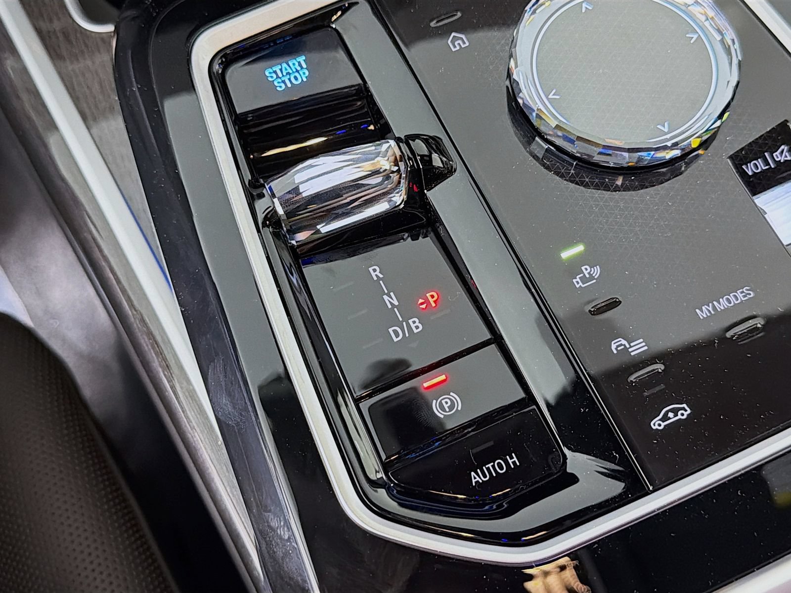 New 2026 BMW i7 xDrive60 AWD/4WD image 17
