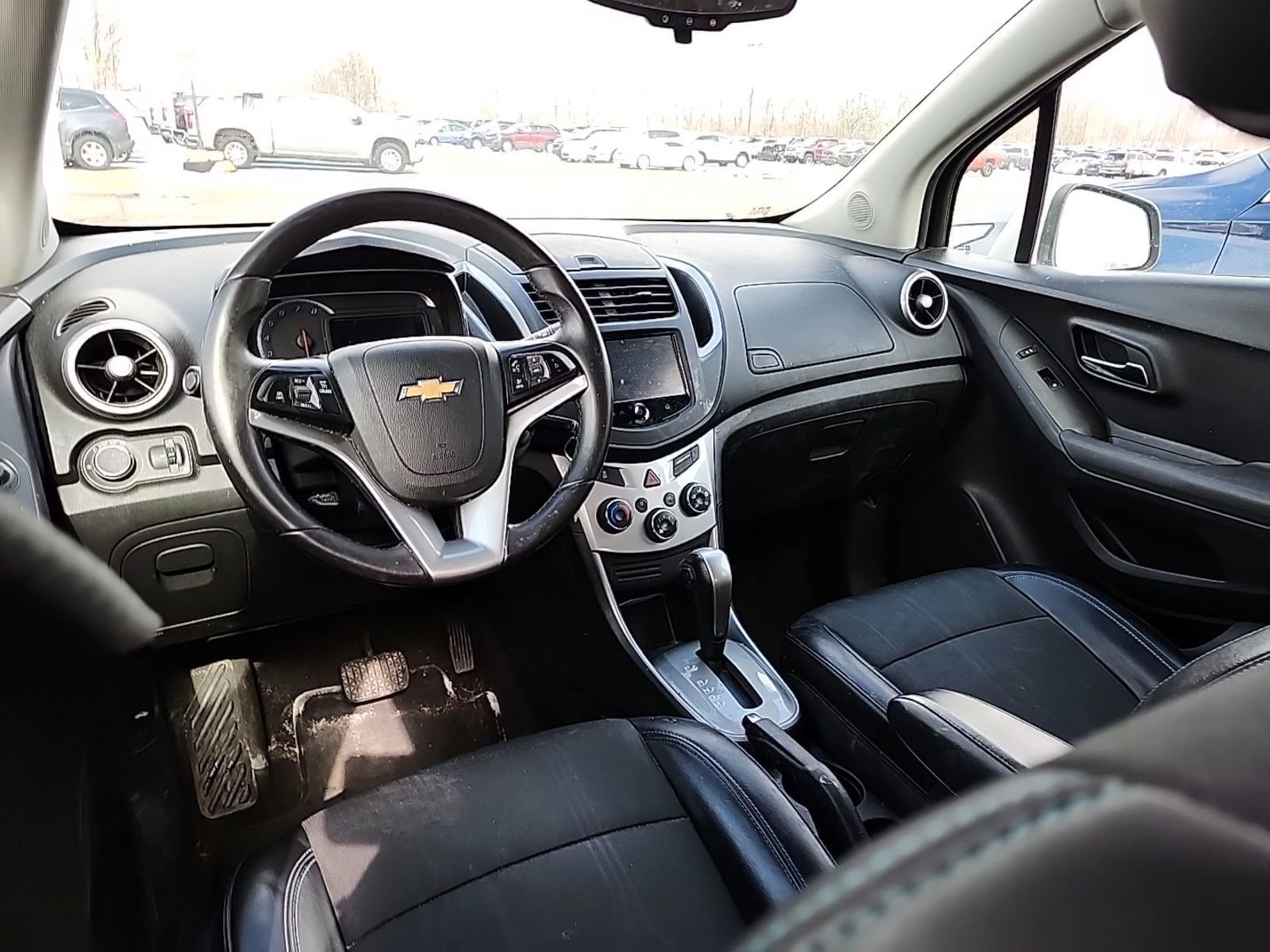 Used 2016 Chevrolet Trax LT w/ LT Convenience Package image 5