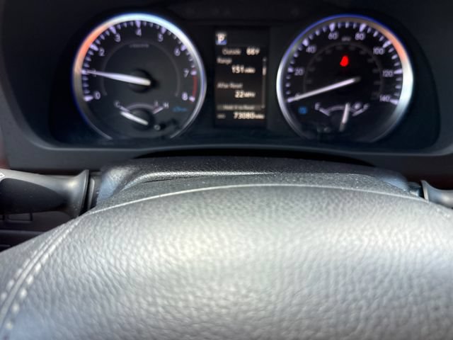 Used 2019 Toyota Highlander XLE AWD/4WD image 39