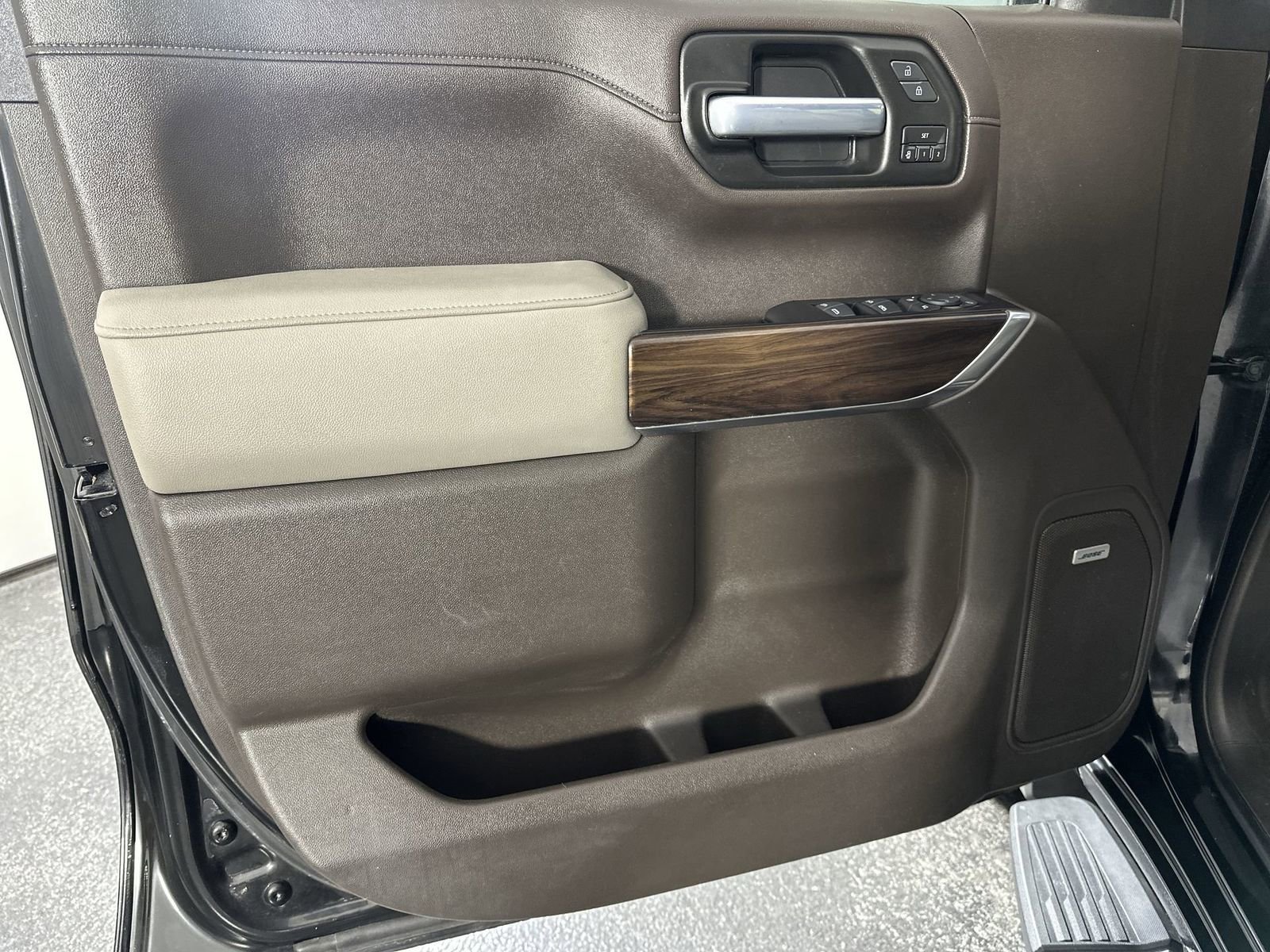 Used 2019 GMC Sierra 1500 SLT w/ SLT Premium Plus Package image 29