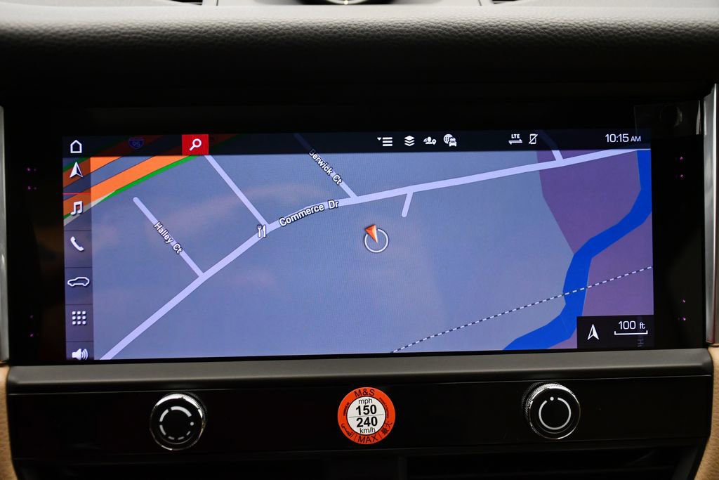 Certified 2025 Porsche Macan Turbo image 30