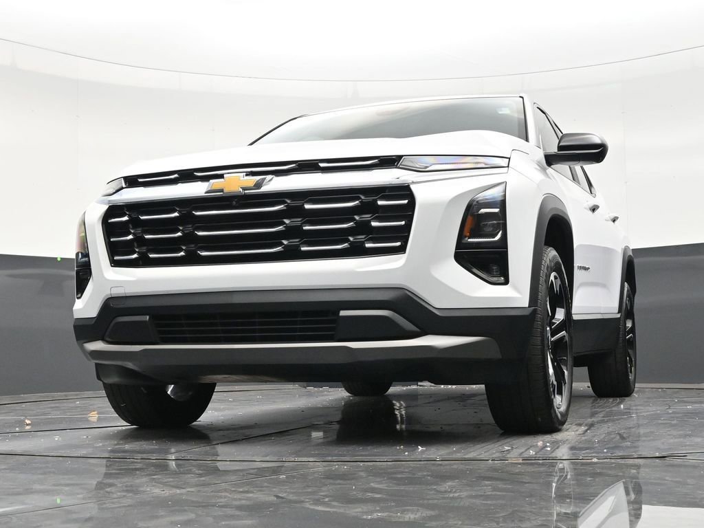 Used 2025 Chevrolet Equinox LT w/ Safety and Technology Package FWD image 28