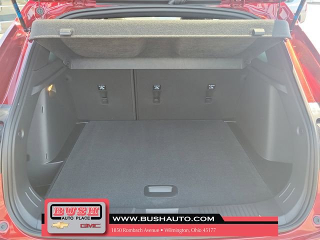Used 2025 Chevrolet Trax RS w/ Sunroof Package image 8