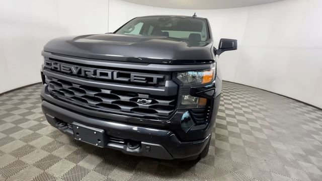 Used 2023 Chevrolet Silverado 1500 Custom w/ Rally Edition AWD/4WD image 9