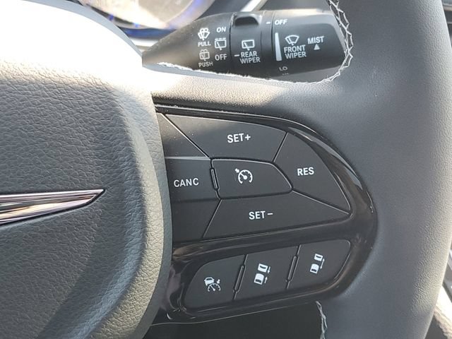 New 2026 Chrysler Pacifica Select w/ S Appearance Package FWD image 23