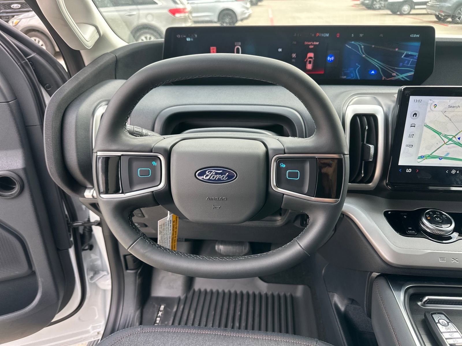 New 2025 Ford Expedition Active image 14