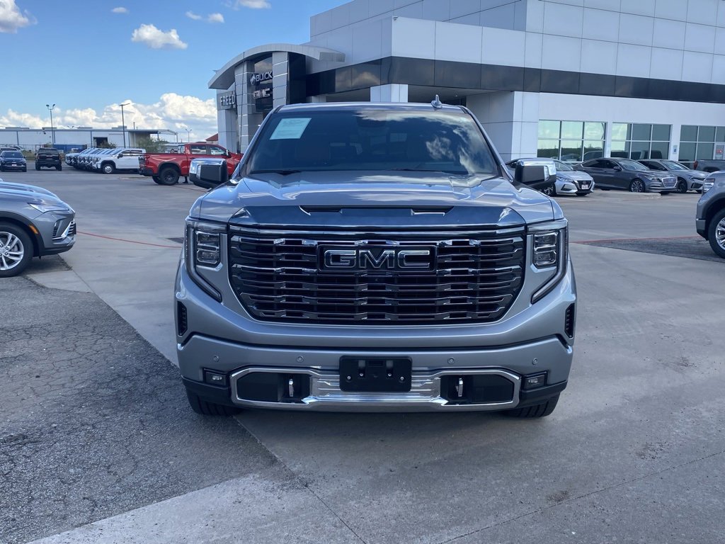 Used 2024 GMC Sierra 1500 Denali Ultimate image 8