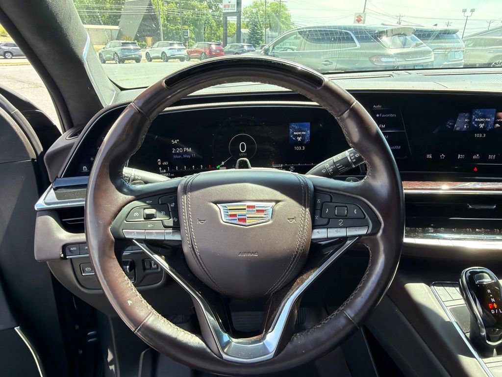 Used 2021 Cadillac Escalade ESV Premium Luxury Platinum w/ Heavy-Duty Trailer Package AWD/4WD image 32