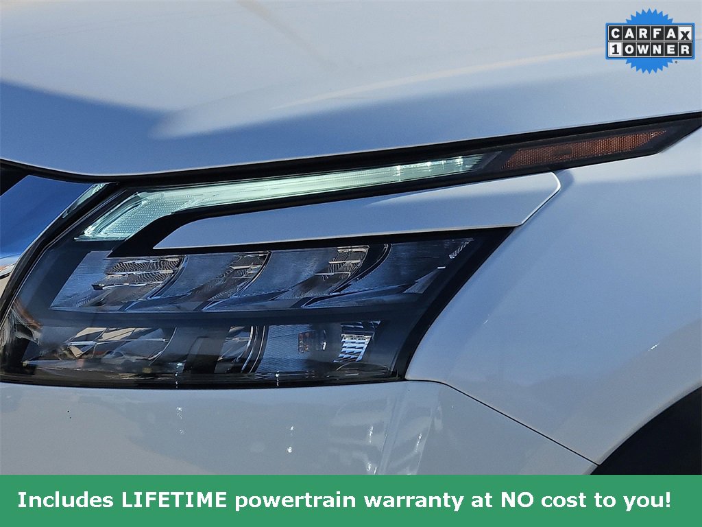 Used 2025 Nissan Pathfinder SL image 8