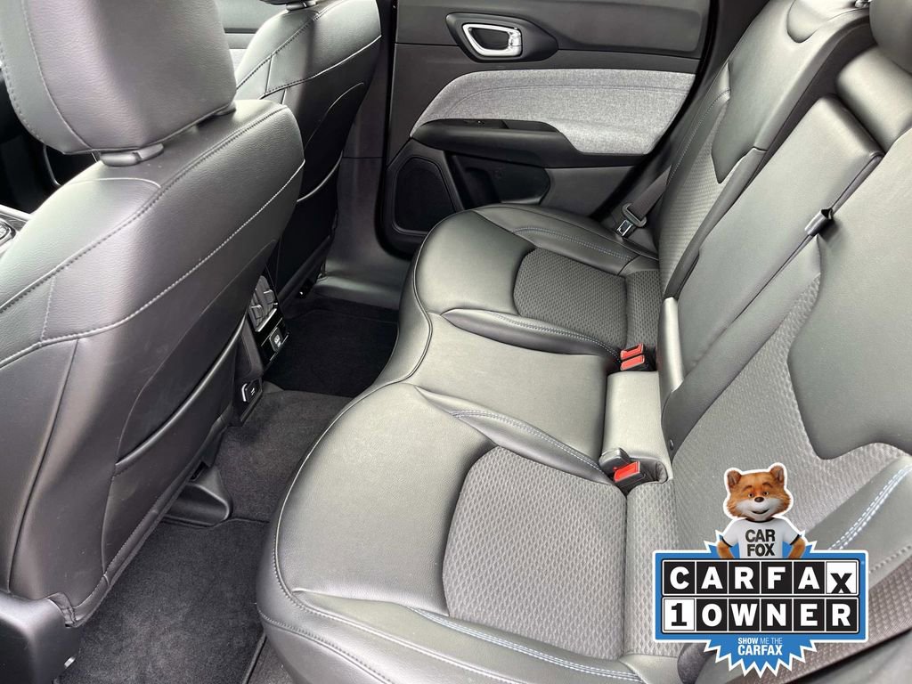 Used 2022 Jeep Compass Latitude image 17