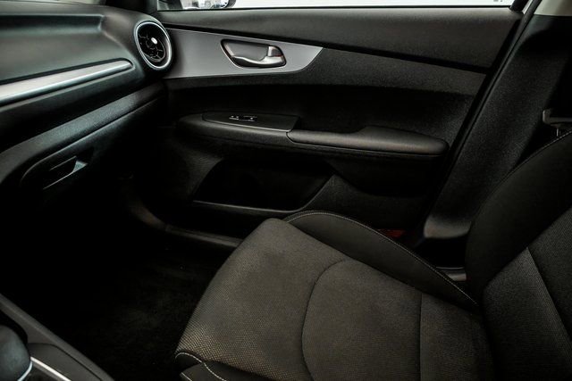 Used 2023 Kia Forte LXS image 21