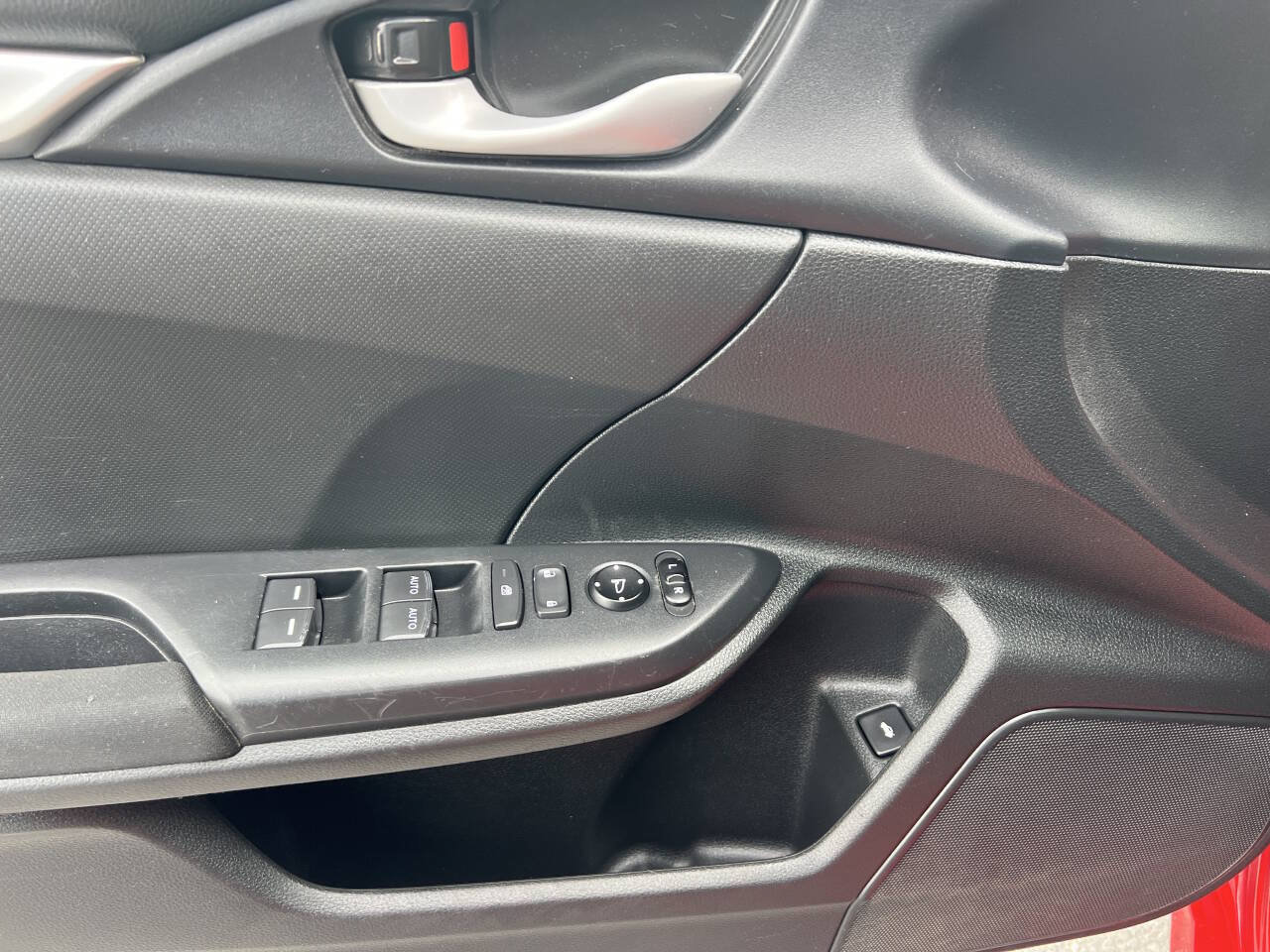 Used 2020 Honda Civic LX image 10